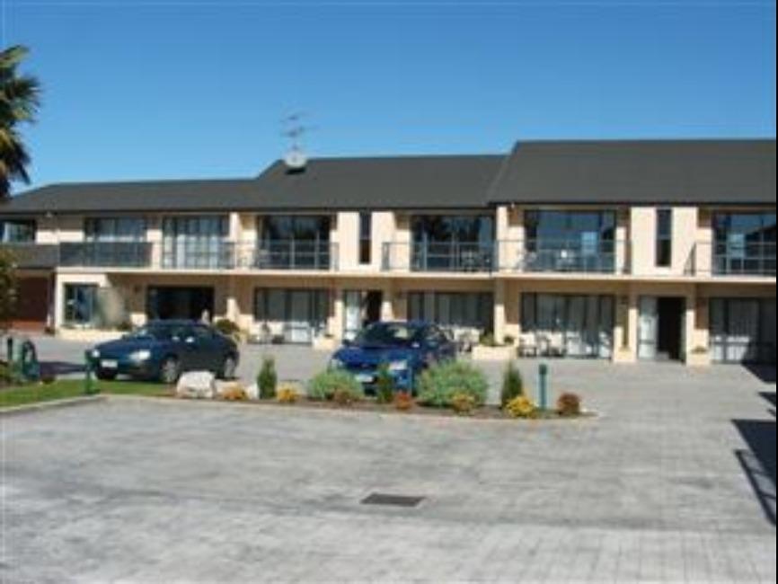 Avalon Manor Motel Мотуека Екстериор снимка