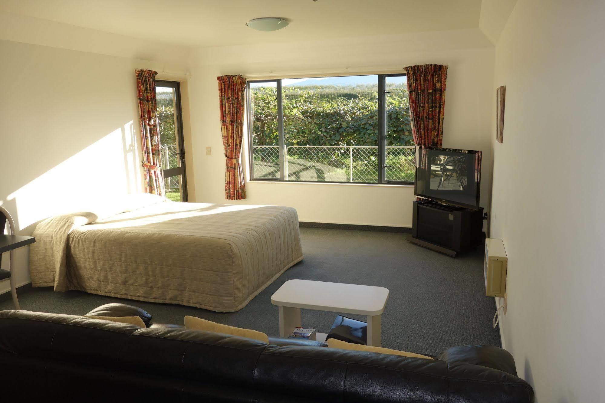 Avalon Manor Motel Мотуека Екстериор снимка